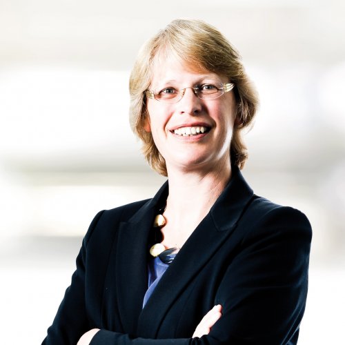 Helen-Howie-photo.jpg Helen-Howie-photo.jpg